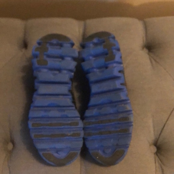 Men’s zig tech Reebok shoes - Picture 2 of 3